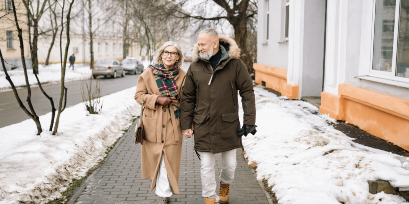 Magneesium; Vanem paar jalutab talvises linnas